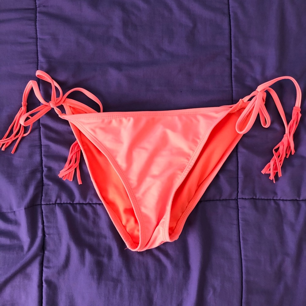Swimsuit bottoms